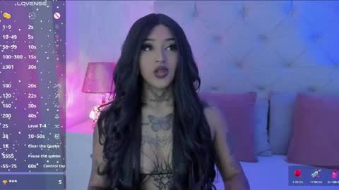 Snapshot of goth_tasha chatting on June 9, 2:06 pm goth_tasha online show from June 9, 2:06 pm