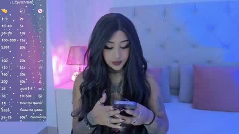 Snapshot of goth_tasha chatting on June 10, 12:04 pm goth_tasha online show from June 10, 12:04 pm
