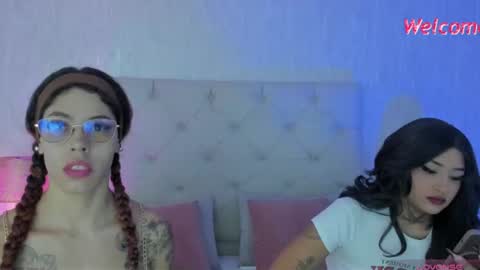 Snapshot of goth_tasha chatting on July 4, 12:33 pm goth_tasha online show from July 4, 12:33 pm