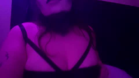 Snapshot of gothgirlnora chatting on October 13, 3:39 am gothgirlnora online show from October 13, 3:39 am