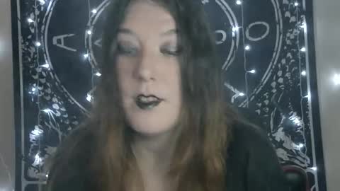 Snapshot of gothic_baddie chatting on January 16, 8:35 pm Vampira Nymph online show from January 16, 8:35 pm