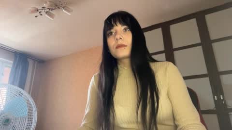 Snapshot of gothickq chatting on May 7, 10:53 am gothickq online show from May 7, 10:53 am