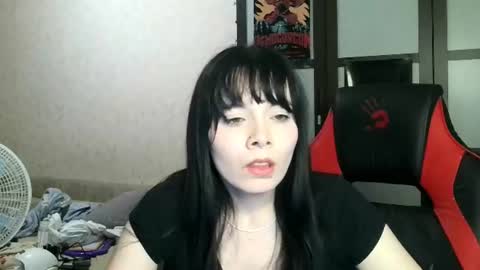 gothickq online show from June 17, 6:42 pm