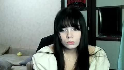 gothickq online show from June 28, 3:51 pm