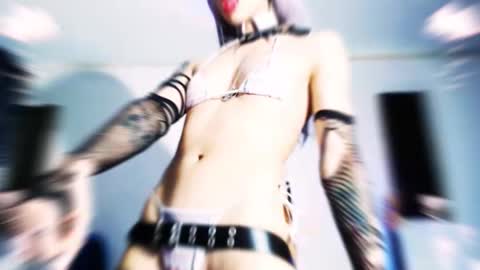        online show from October 6, 6:33 am