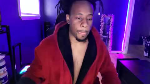 Snapshot of gottalovechocolatexxx chatting on October 19, 4:07 pm gottalovechocolatexxx online show from October 19, 4:07 pm