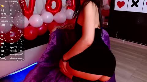 Snapshot of gotthic_met chatting on February 18, 4:08 am Meredith Alessandra online show from February 18, 4:08 am