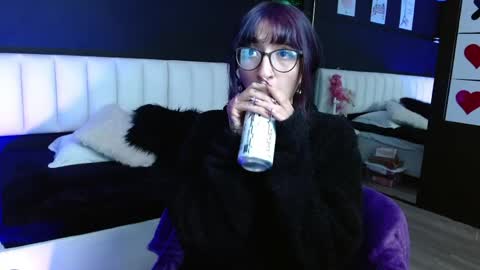 Snapshot of gotthic_met chatting on April 16, 3:51 am Meredith Alessandra online show from April 16, 3:51 am