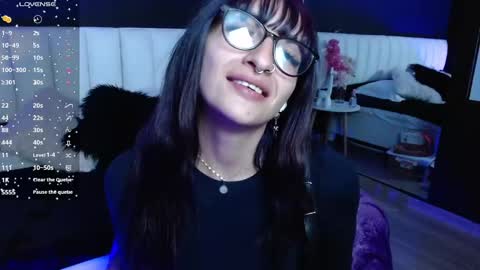 Snapshot of gotthic_met chatting on April 17, 4:37 am Meredith Alessandra online show from April 17, 4:37 am