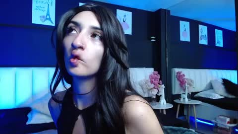 Snapshot of gotthic_met chatting on May 14, 4:52 am Meredith Alessandra online show from May 14, 4:52 am