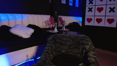 Snapshot of gotthic_met chatting on June 4, 4:29 am Meredith Alessandra online show from June 4, 4:29 am