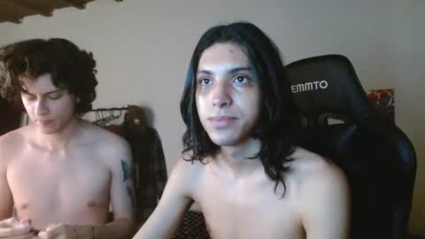 angelito tu novio online show from February 3, 12:03 pm
