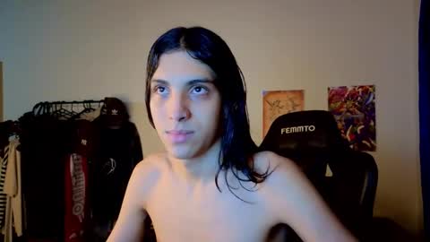 angelito tu novio online show from September 11, 8:14 am