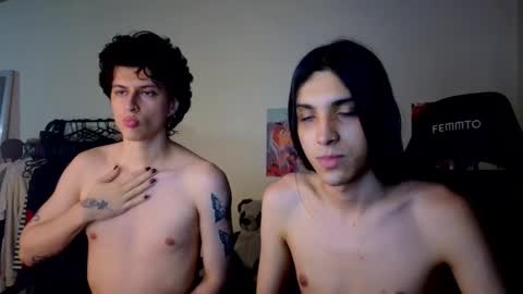 angelito tu novio online show from October 25, 10:37 pm