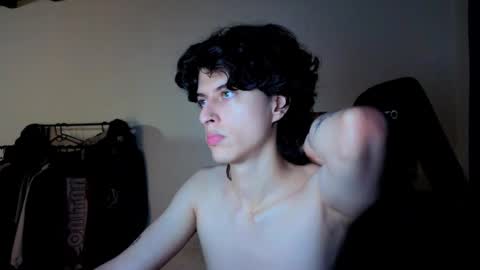 Snapshot of gowther__ chatting on January 5, 11:30 pm angelito tu novio online show from January 5, 11:30 pm