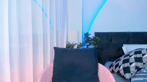 Grace online show from March 12, 10:39 pm
