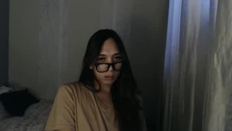 HoneyGrace online show from March 12, 5:57 am