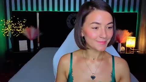 gracefulmichelle online show from June 15, 7:16 pm