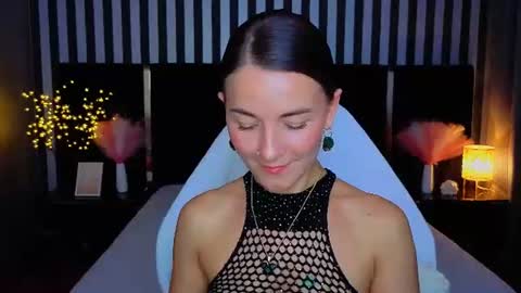 gracefulmichelle online show from June 22, 7:11 pm