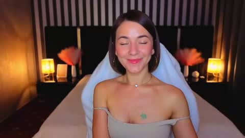 gracefulmichelle online show from July 22, 8:44 pm