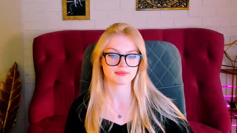 Grace Glamour online show from December 14, 12:44 pm