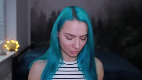 Snapshot of gracegreen chatting on November 22, 8:13 am I will be glad to see you 30 N 1800 - 2300 gmt3 online show from November 22, 8:13 am