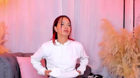 Snapshot of gracehall chatting on October 18, 11:44 am Grace online show from October 18, 11:44 am