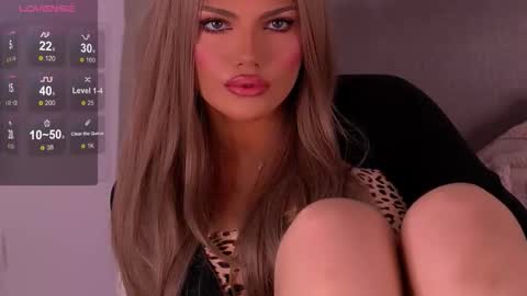 Grace online show from November 14, 2:38 pm