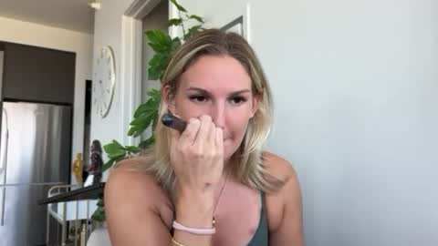 Gracie Mae online show from September 17, 5:25 pm