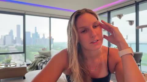 Gracie Mae online show from June 17, 5:14 pm