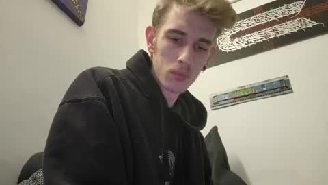 Snapshot of graff4 chatting on February 13, 9:27 pm Smallcom online show from February 13, 9:27 pm