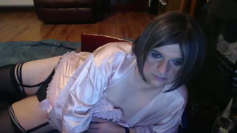 Snapshot of grainnetv chatting on December 14, 9:18 am grainnetv online show from December 14, 9:18 am