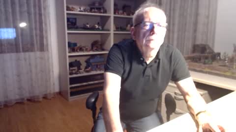 grandpach online show from February 21, 7:01 am
