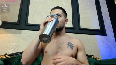 Grant online show from October 4, 6:44 am