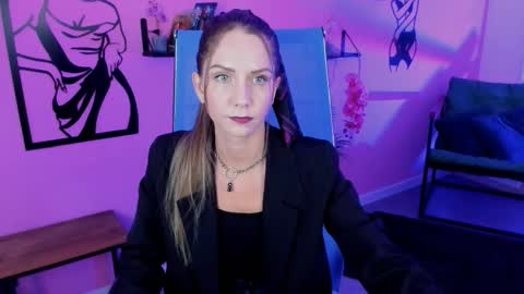 Snapshot of graycewild chatting on September 16, 11:33 am GrayceWild online show from September 16, 11:33 am
