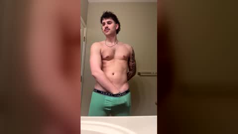 Snapshot of grayson_porter chatting on April 11, 3:27 pm grayson_porter online show from April 11, 3:27 pm