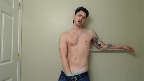 Snapshot of grayson_porter chatting on May 31, 9:27 pm grayson_porter online show from May 31, 9:27 pm