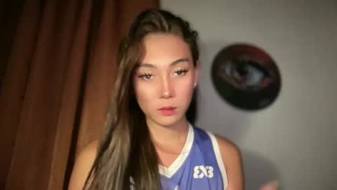 Snapshot of great_barbara chatting on May 1, 12:21 pm kianna online show from May 1, 12:21 pm