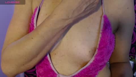 Isabella online show from February 24, 3:23 am