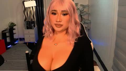 Snapshot of great_selfsuckerts chatting on October 5, 5:11 pm PAULATHEONE online show from October 5, 5:11 pm