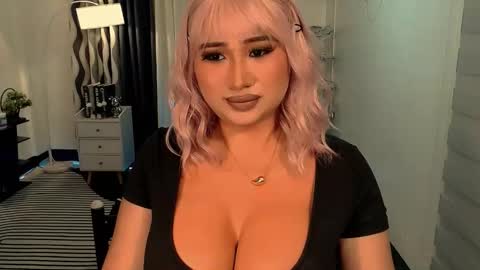 Snapshot of great_selfsuckerts chatting on October 9, 1:58 am PAULATHEONE online show from October 9, 1:58 am