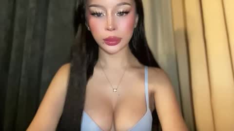 Marie Pelie online show from January 8, 11:56 am