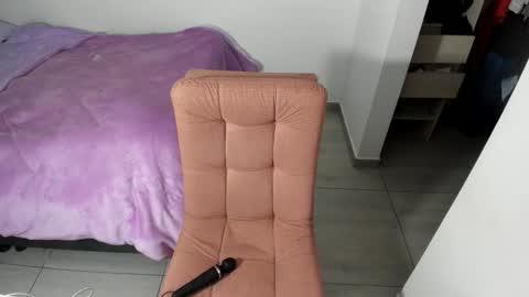 Snapshot of greciaruiz chatting on February 24, 11:58 pm GreciaRuiz online show from February 24, 11:58 pm