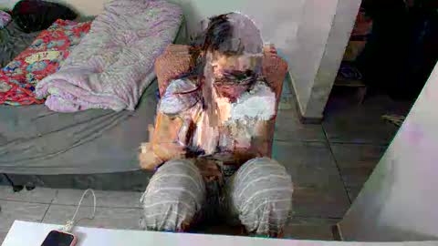 Snapshot of greciaruiz chatting on April 25, 2:14 am GreciaRuiz online show from April 25, 2:14 am