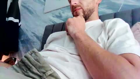 Snapshot of greendiamon chatting on September 26, 9:13 am greendiamon online show from September 26, 9:13 am