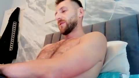 Snapshot of greendiamon chatting on October 16, 9:21 am greendiamon online show from October 16, 9:21 am