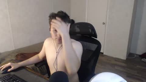 greendynomite_04 online show from June 28, 3:34 am
