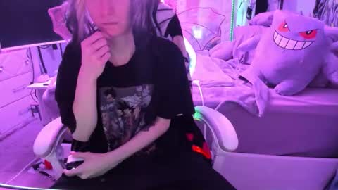 GreenEyedLovexo online show from February 12, 4:57 pm