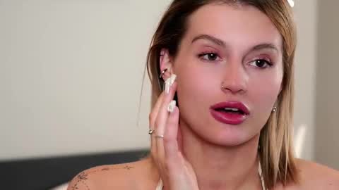 Snapshot of greengazon chatting on October 26, 1:06 pm Kelly online show from October 26, 1:06 pm