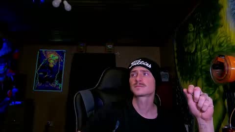 Greenlungs8195 online show from November 5, 7:30 am